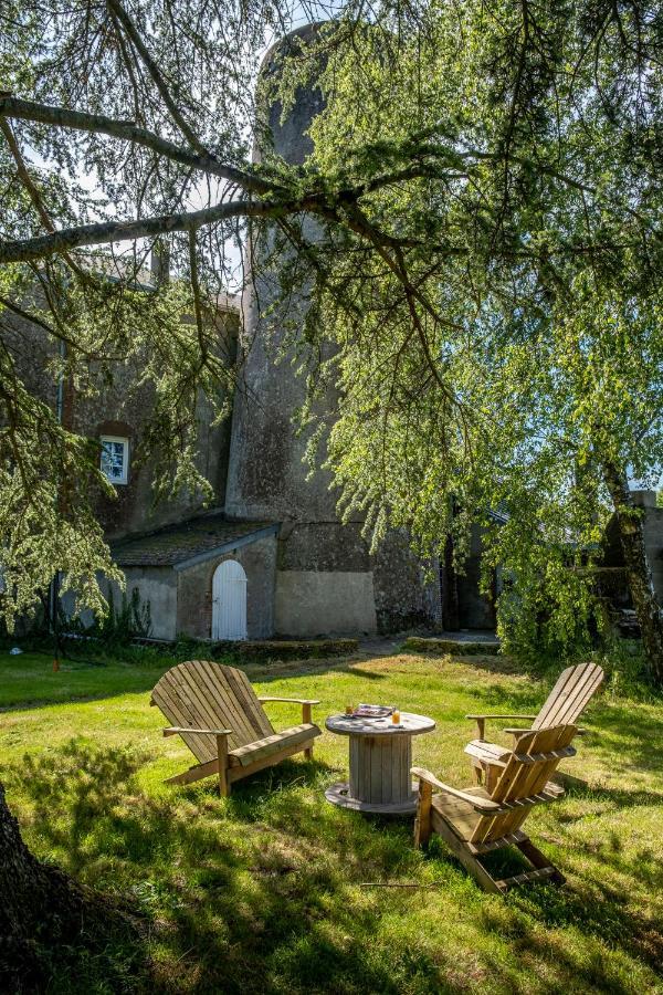 Le Moulin De La Vollerie Chemille-en-Anjou Exterior foto